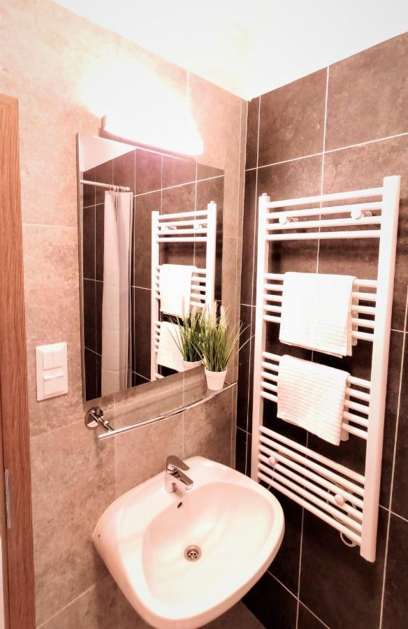 Helena Studio Apartman Siófok Exterior foto